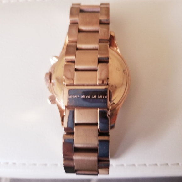 Marc Jacobs Unisex Rose Tone "Rock Chronograph - Picture 7 of 8